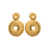Boucles d'oreille pendantes Ariel, motif double disque ajouré en acier pvd doré texturé.